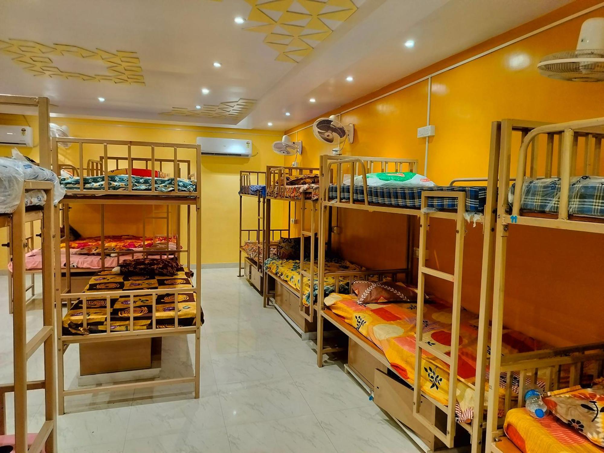 Hostel Sri Durga Jatri Nibasa Brahmapur Zewnętrze zdjęcie